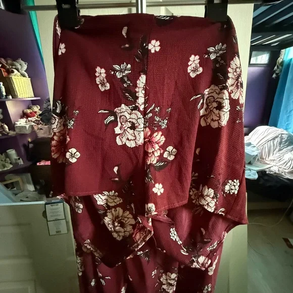 Rue21 Burgundy Floral Maxi Dress - Picture 2 of 3
